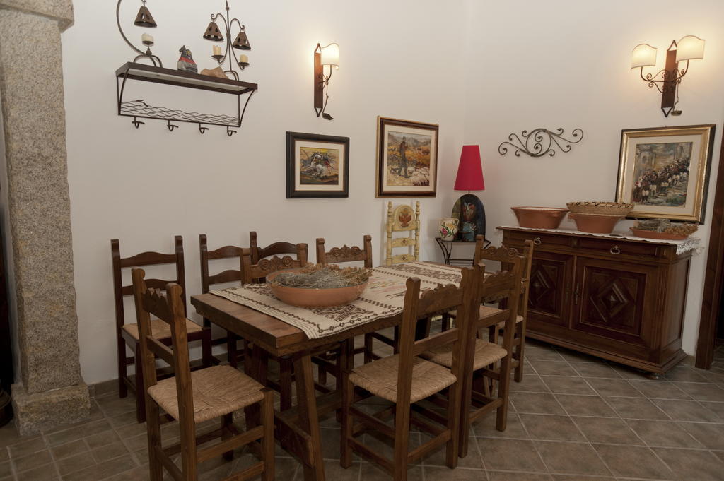Ermosuras Villa Nuoro  Ngoại thất bức ảnh